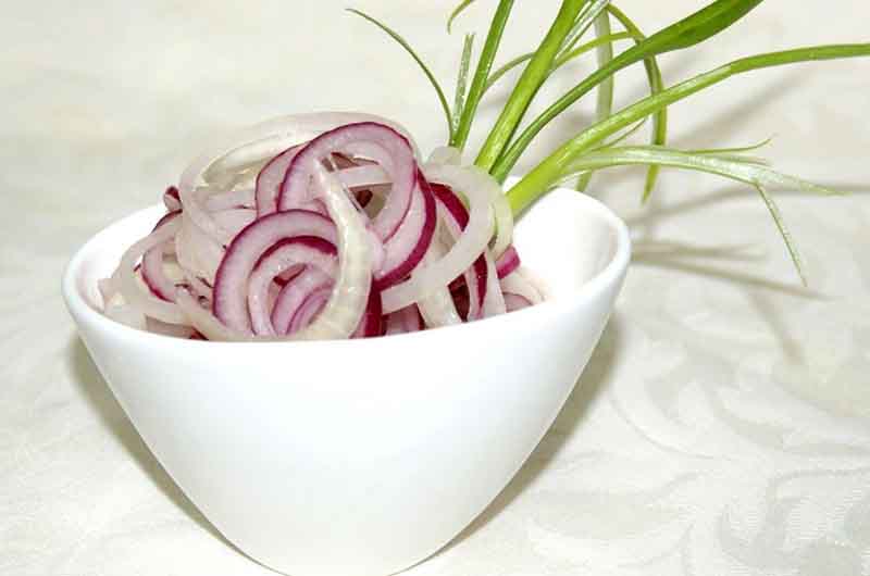 Маринованный репчатый лук