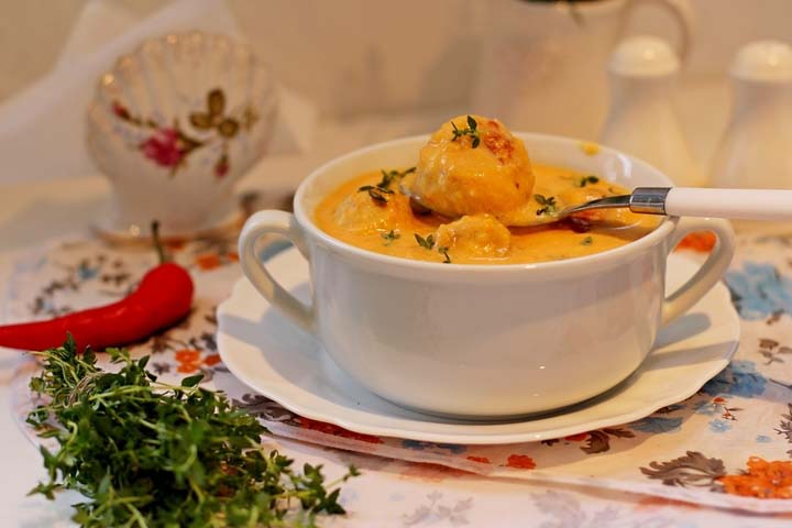 Суп молочный с клецками и тыквой